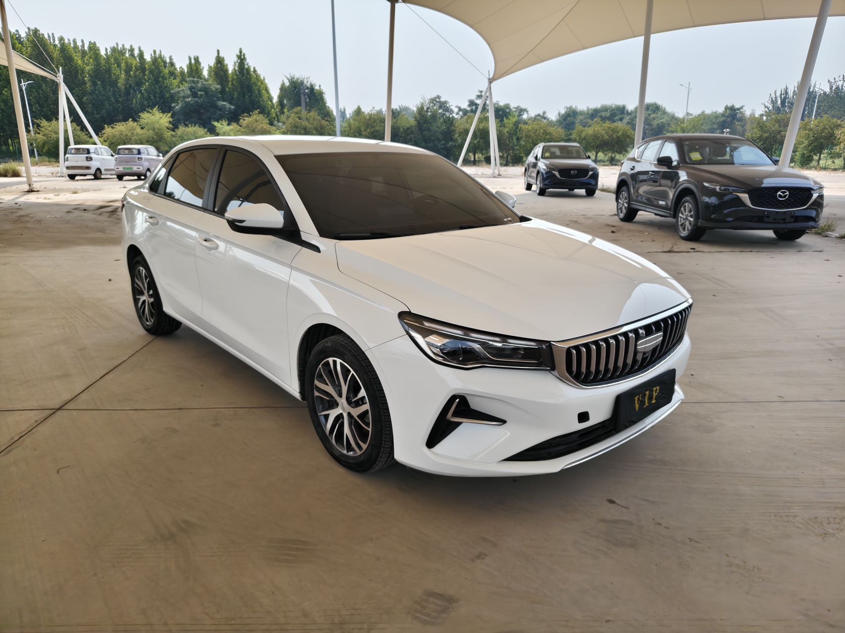 GEELY Emgrand 2025 car image #3