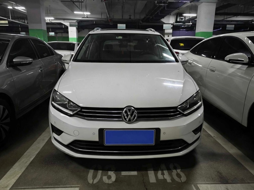 Volkswagen Golf Sportsvan 2017 #2 Volkswagen Golf Sportsvan 2017 car image #2