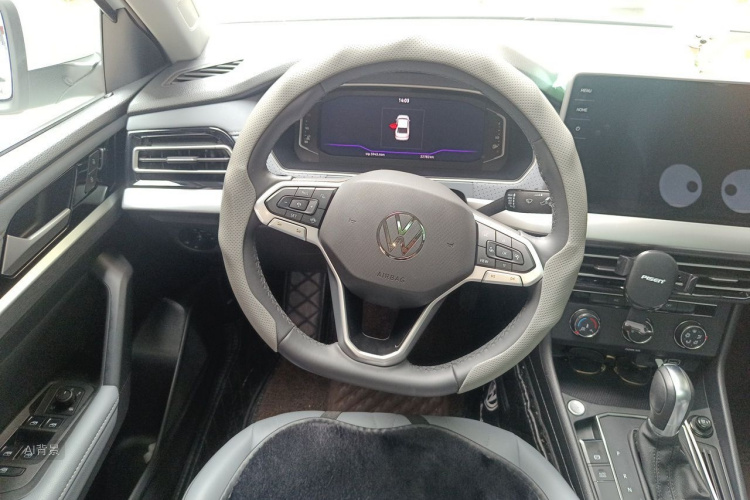 Volkswagen Lavida 2024 car image #12