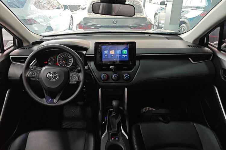 Toyota Corolla Cross 2023 car image #10