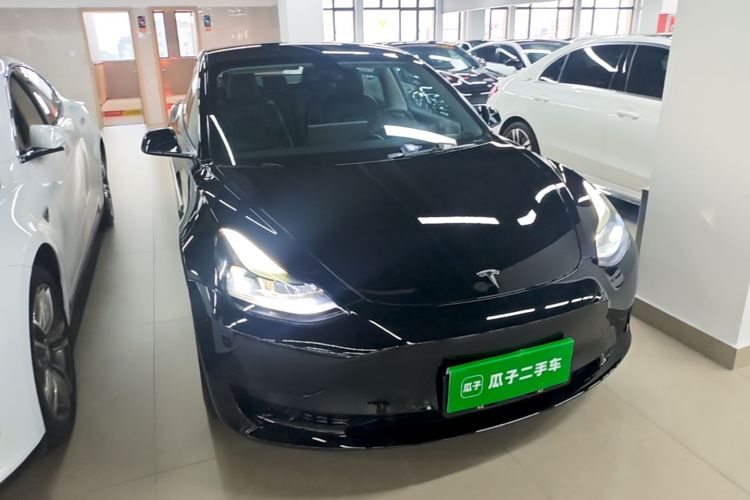 Tesla Model 3 2023 car image #6