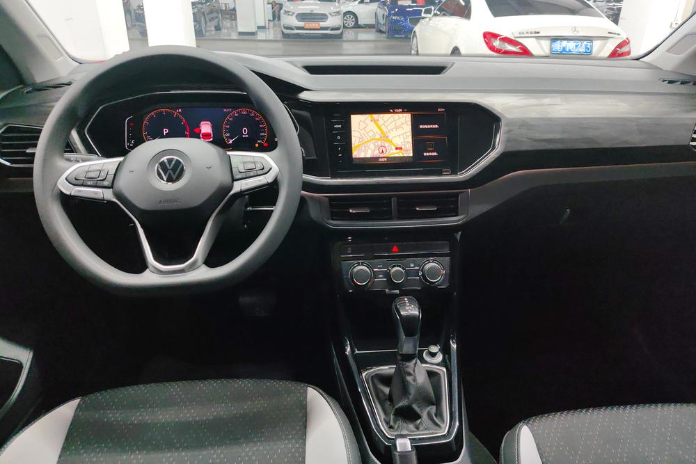 Volkswagen Tacqua 2020 car image #13
