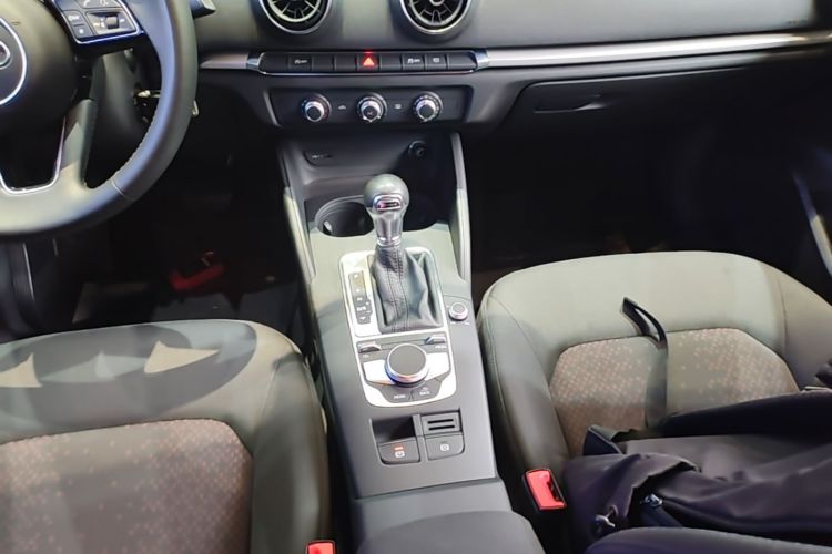 Audi A3 2020 car image #14