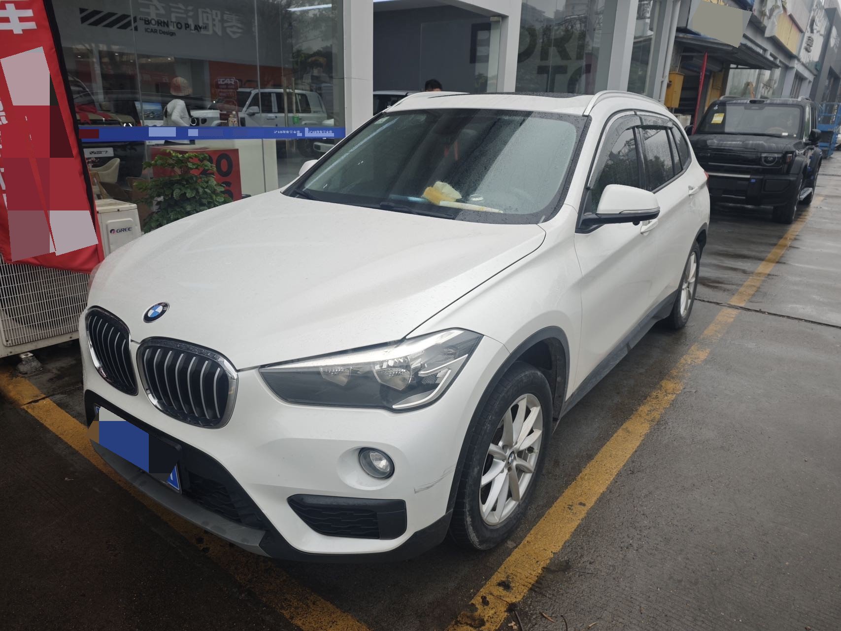 BMW X1 2018 BMW X1 2018 car image