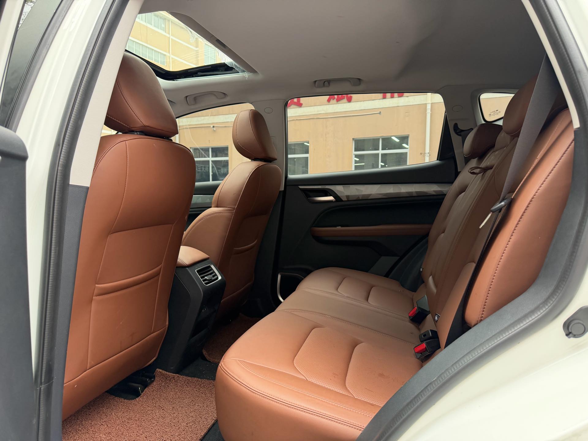 GEELY Vision X6 2024 صورة سيارة #7