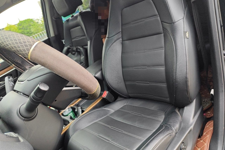 Honda CR-V 2018 #17 Honda CR-V 2018 car image #17