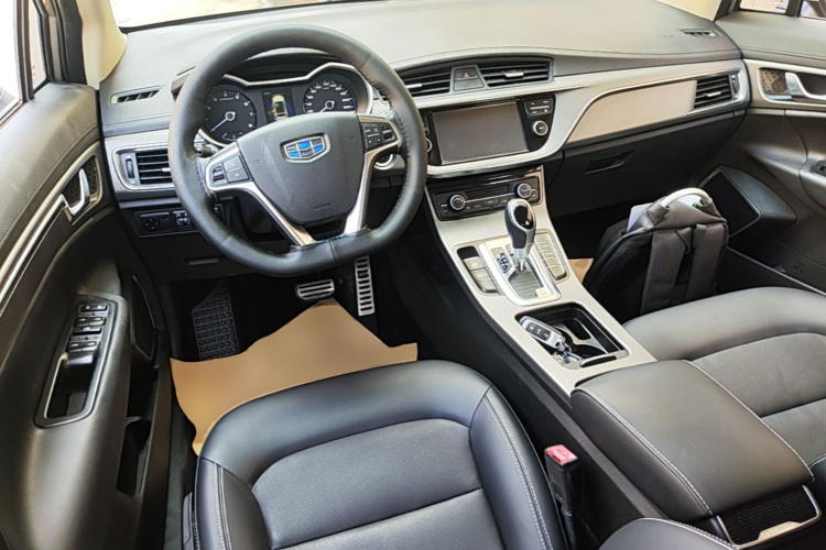 GEELY Emgrand GS 2017 car image #10