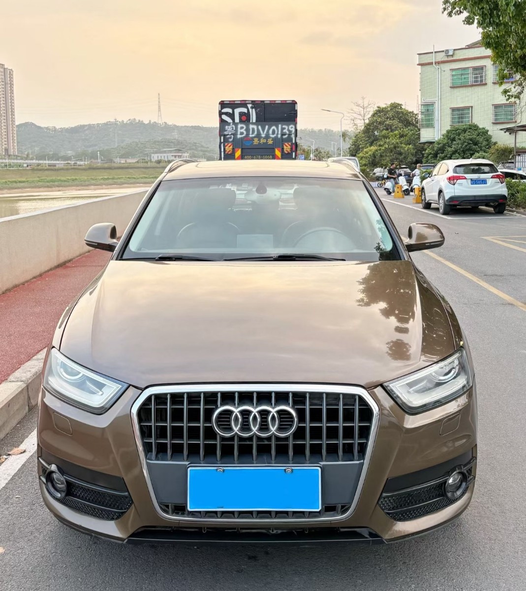 Audi Q3 2014 immagine di auto #2