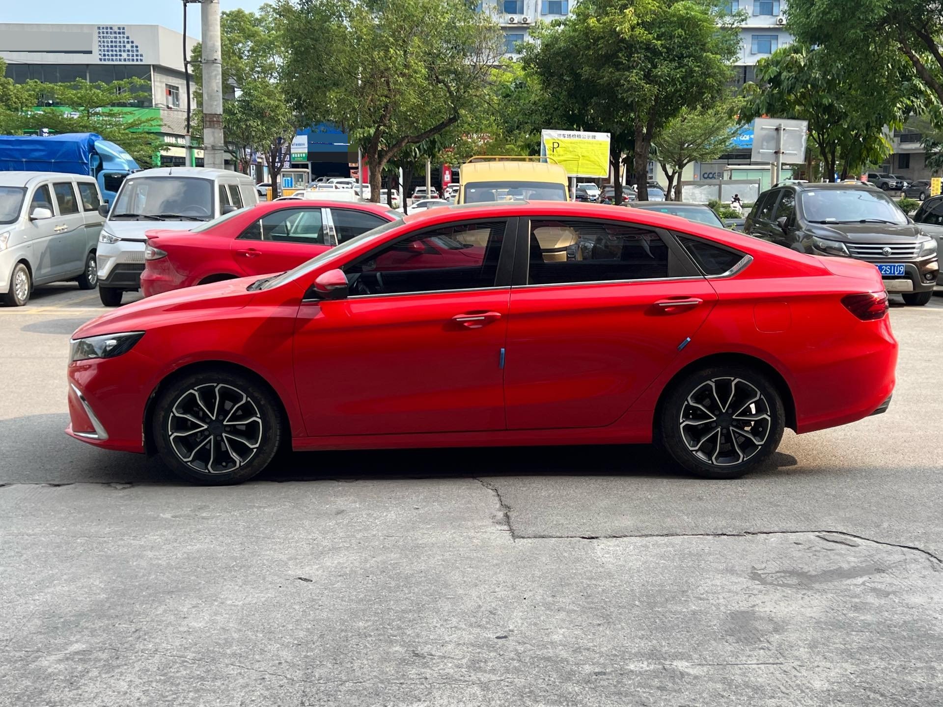 GEELY Binray 2022 car image #4