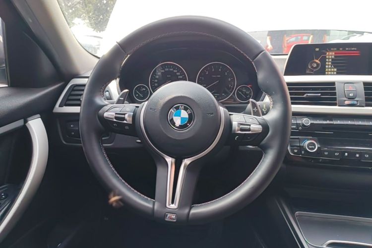 BMW 3 Series 2016 immagine di auto #11