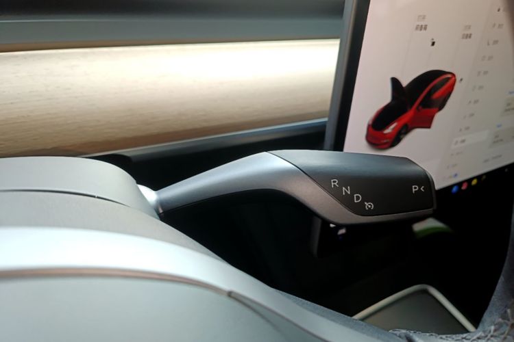 Tesla Model 3 2021 #18 Tesla Model 3 2021 car image #18