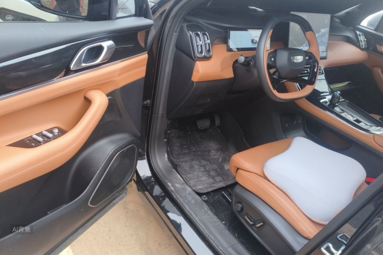 GEELY Boyue L 2025 car image #18