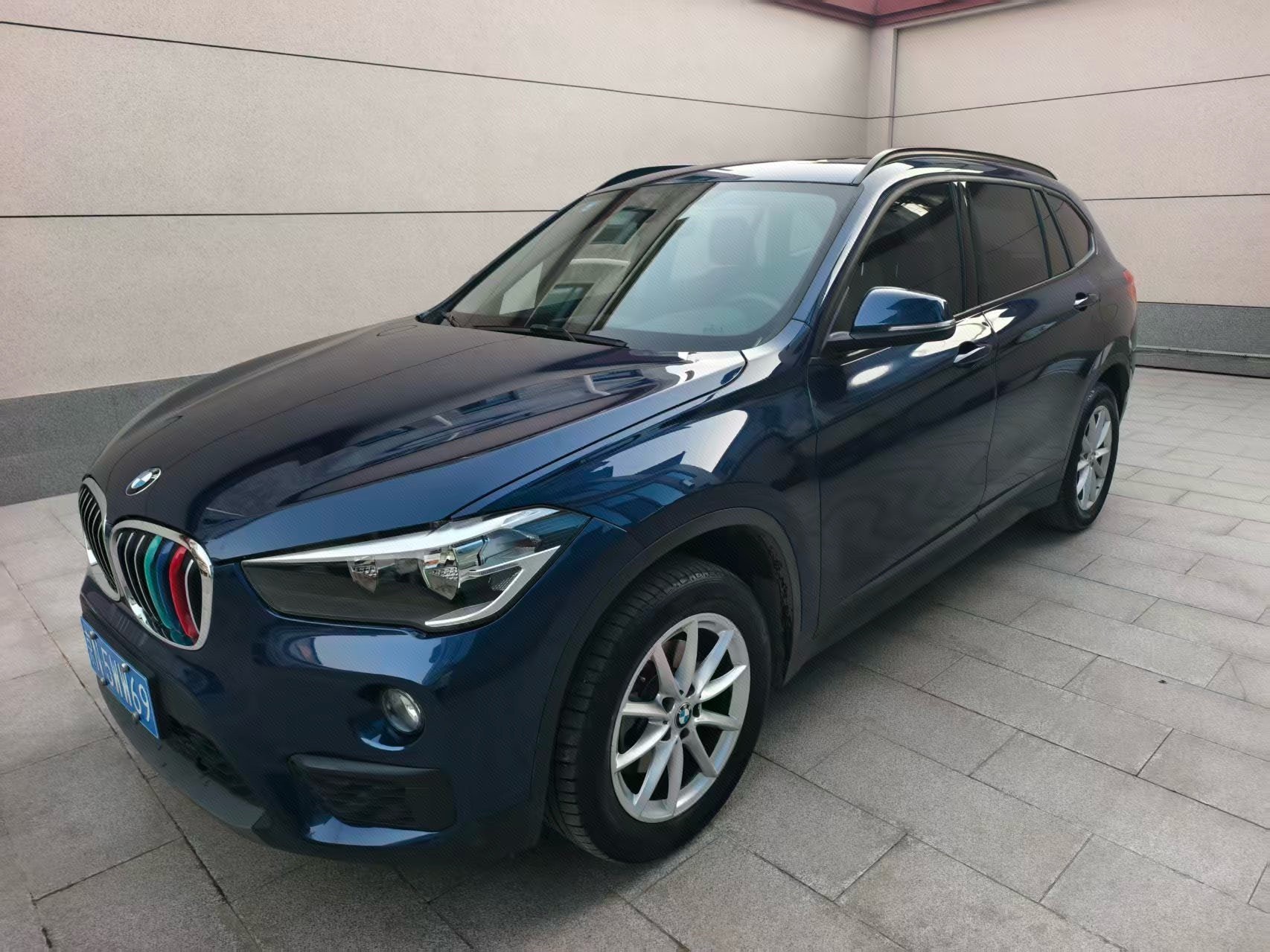 BMW X1 2018 BMW X1 2018 car image