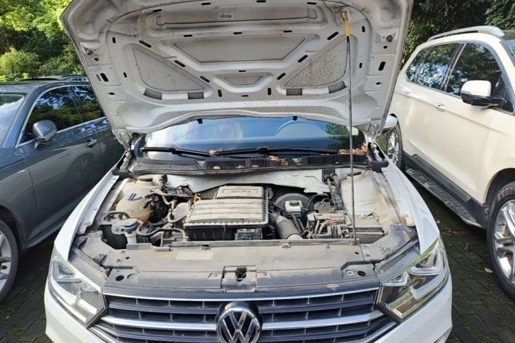 Volkswagen Bora 2018 car image #20