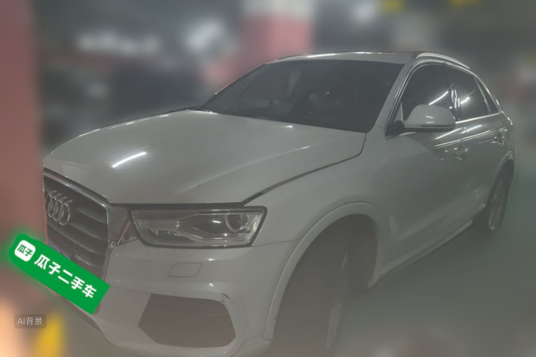 Audi Q3 2017 car image #2