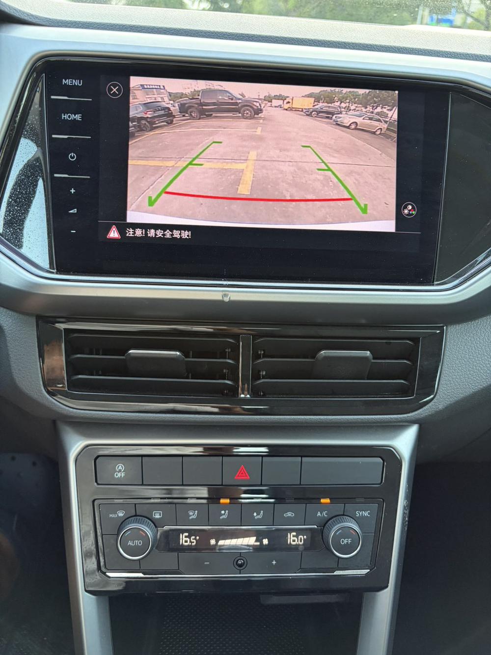 Volkswagen T-Cross 2021 car image #14