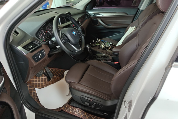BMW X1 2018 #19 BMW X1 2018 car image #19