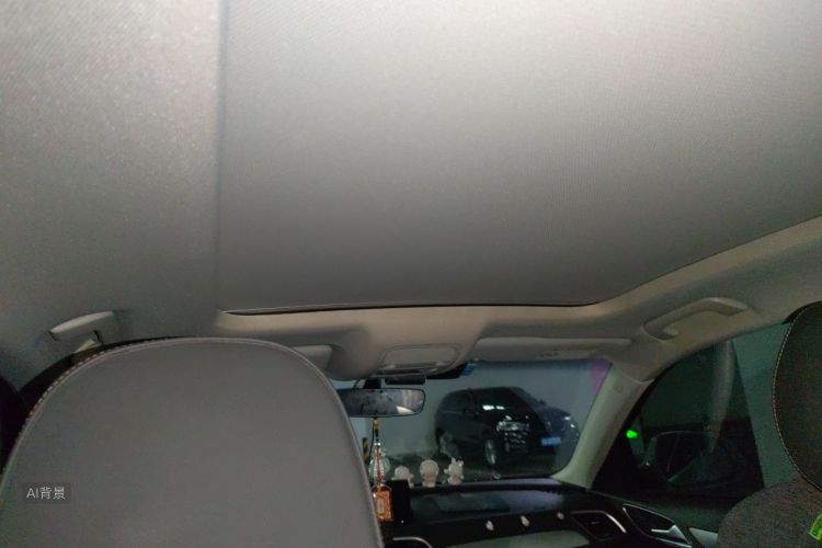 Audi Q3 2018 car image #20