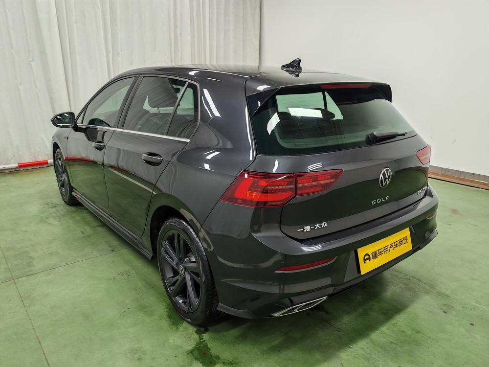 Volkswagen Golf 2024 imagen de coche #5