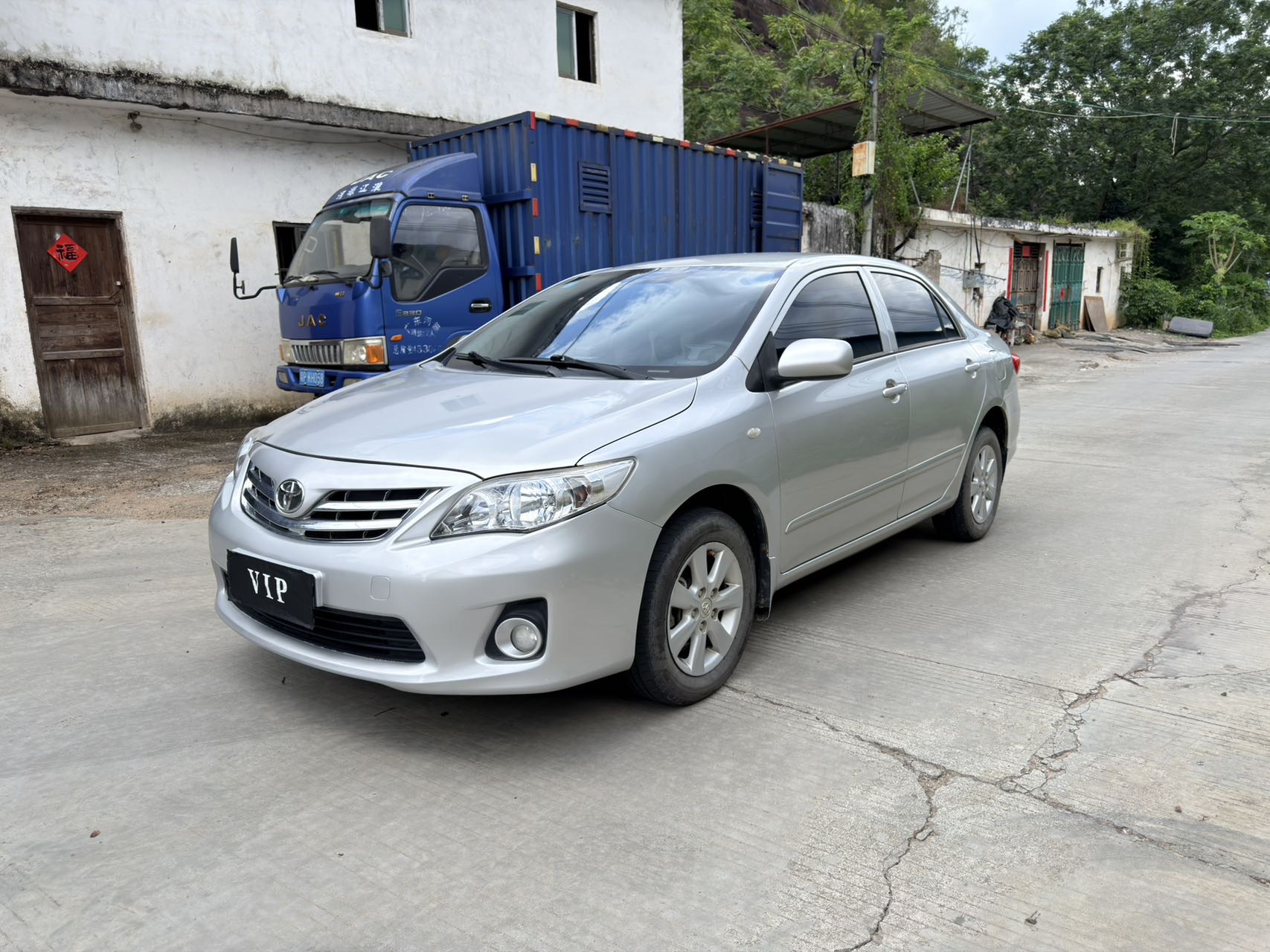 Toyota Corolla 2013 Toyota Corolla 2013 car image