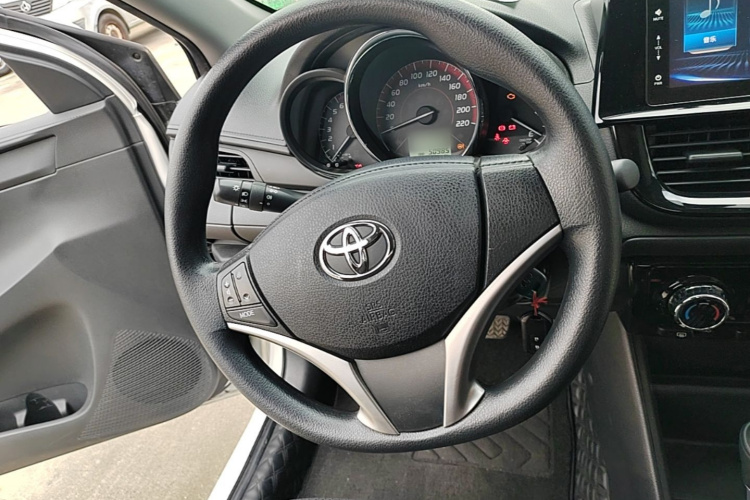 Toyota Vios 2022 #15 Toyota Vios 2022 car image #15