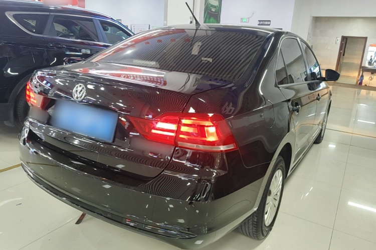 Volkswagen Santana 2020 car image #7