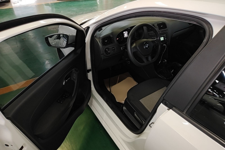 Volkswagen Polo 2019 #11 Volkswagen Polo 2019 car image #11