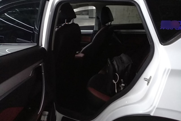 GEELY Coolray 2022 car image #17