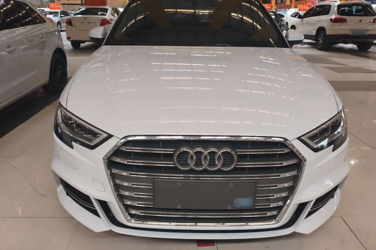 Audi A3 2020 car image #3