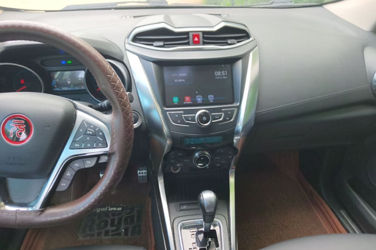 BYD Yuan 2017 #13 BYD Yuan 2017 car image #13