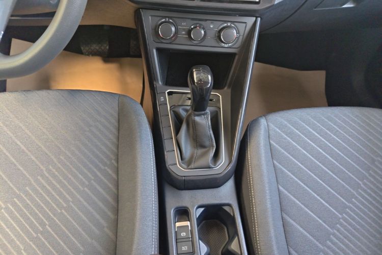 Volkswagen Lavida 2025 car image #14