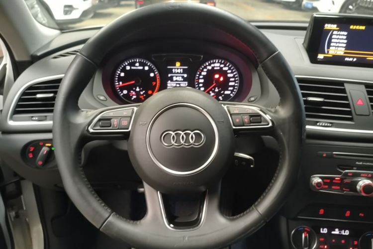 Audi Q3 2017 #11 Audi Q3 2017 car image #11