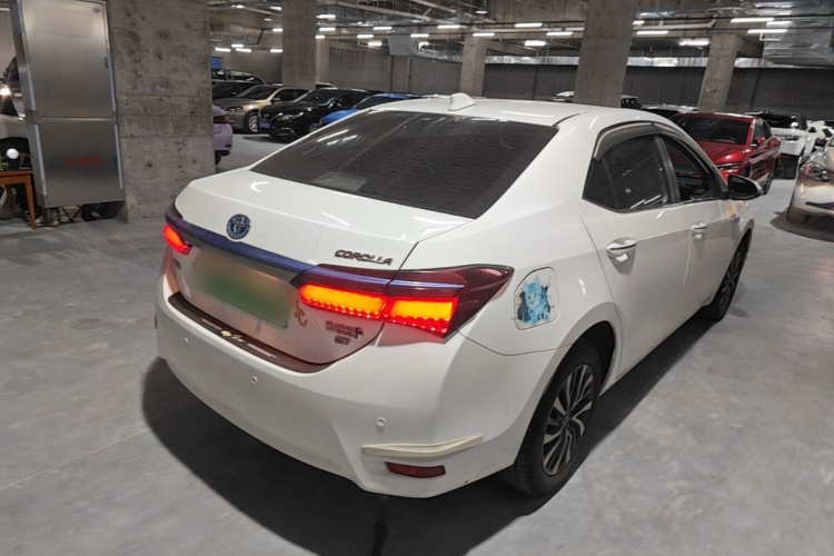 Toyota Corolla Hybird E+ 2021 immagine di auto #7