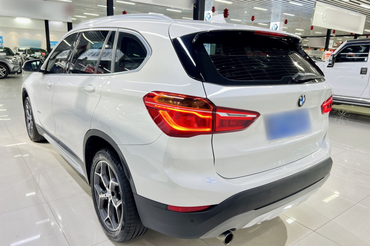BMW X1 2017 #5 BMW X1 2017 car image #5