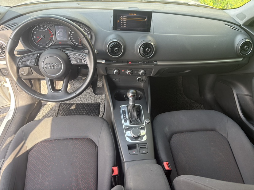 Audi A3 2019 #8 Audi A3 2019 car image #8