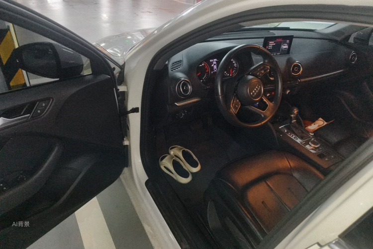 Audi A3 2019 immagine di auto #18