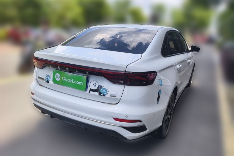 GEELY Emgrand 2021 car image #5