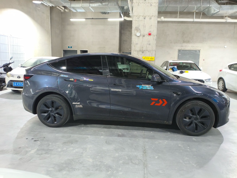 Tesla Model Y 2024 car image #5