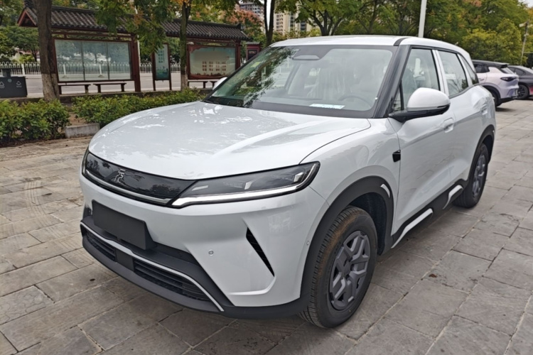 BYD YuanUP 2026 car image #2