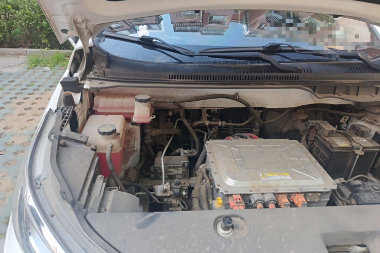BYD Yuan New Energy 2019 immagine di auto #24