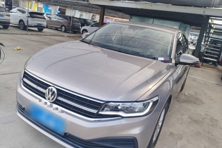 Volkswagen Bora 2019 car image #2