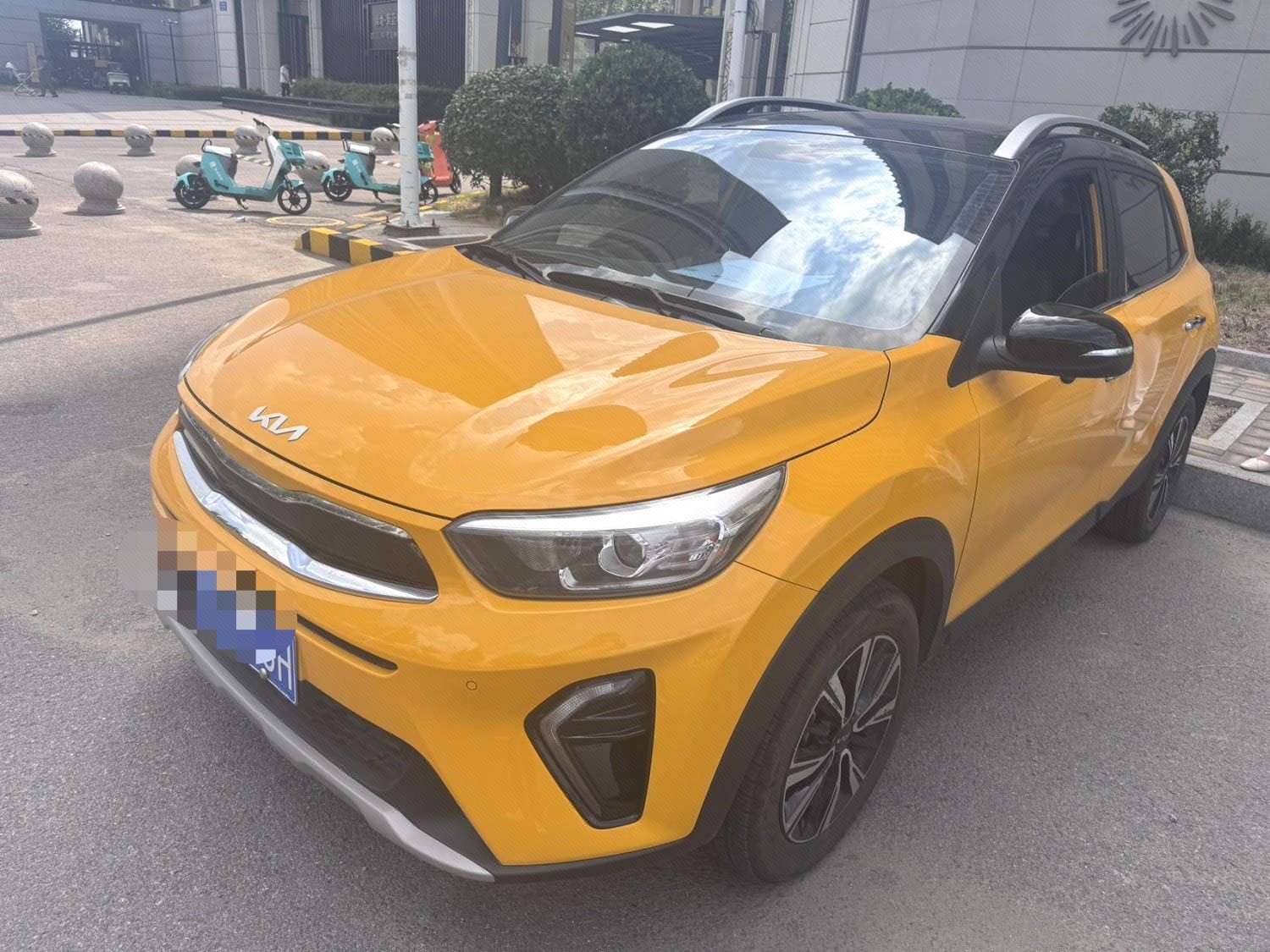 Kia KX1 2023 car image 