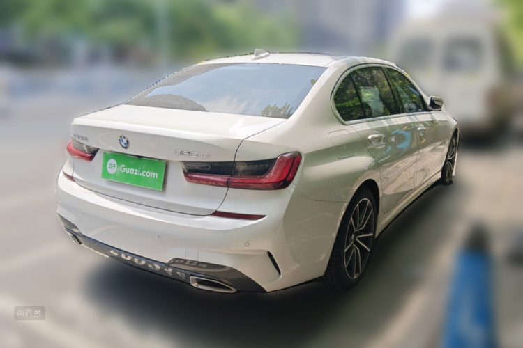 BMW 3 Series 2022 صورة سيارة #7