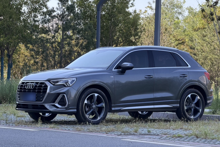 Audi Q3 2020 #2 Audi Q3 2020 car image #2
