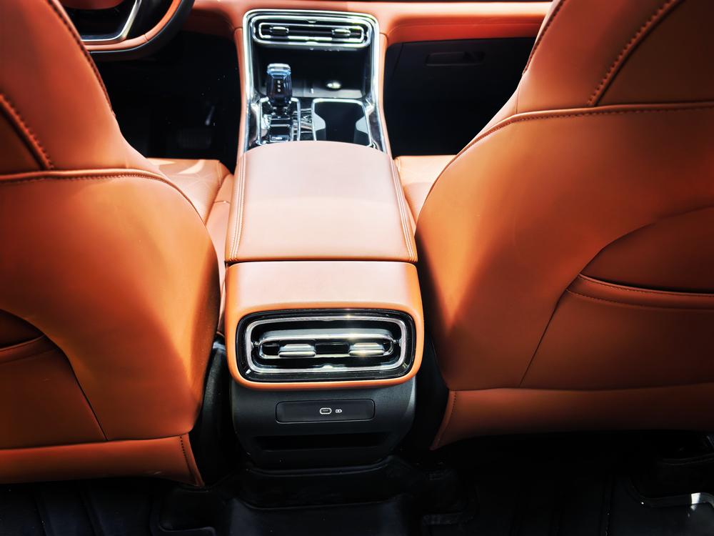 GEELY Emgrand 2025 #10 GEELY Emgrand 2025 car image #10