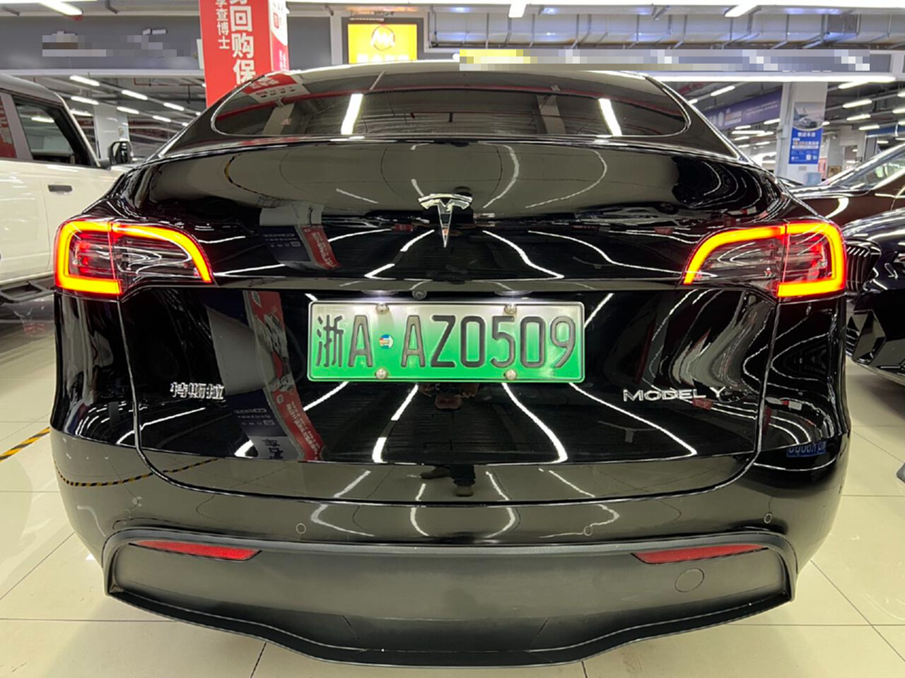 Tesla Model Y 2022 #4 Tesla Model Y 2022 car image #4