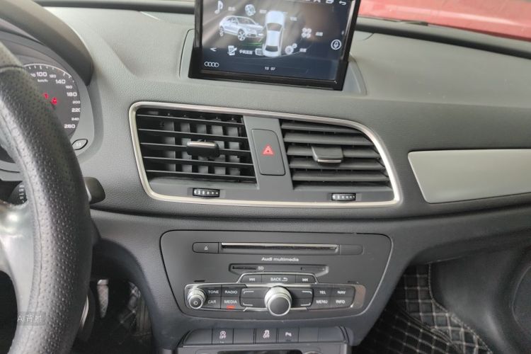 Audi Q3 2017 #15 Audi Q3 2017 car image #15