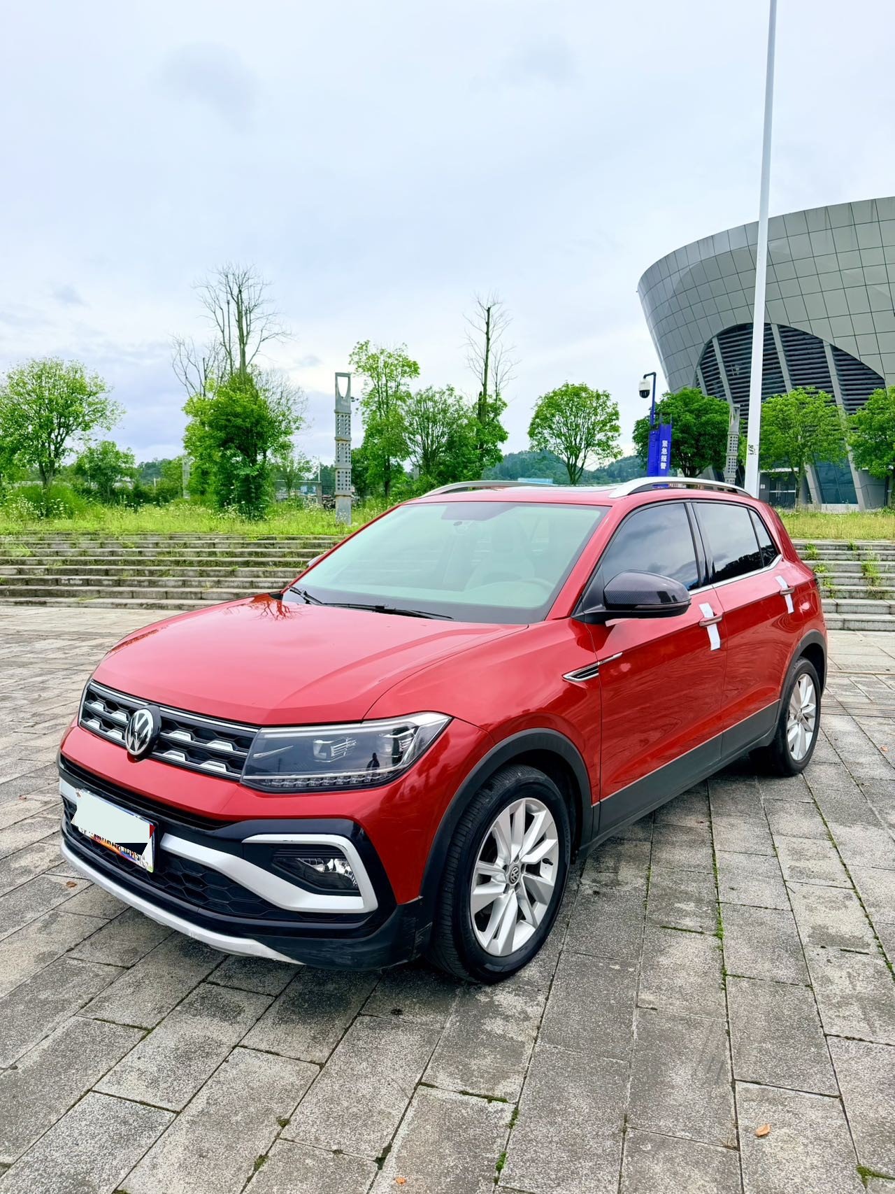 Volkswagen T-Cross 2020 car image 