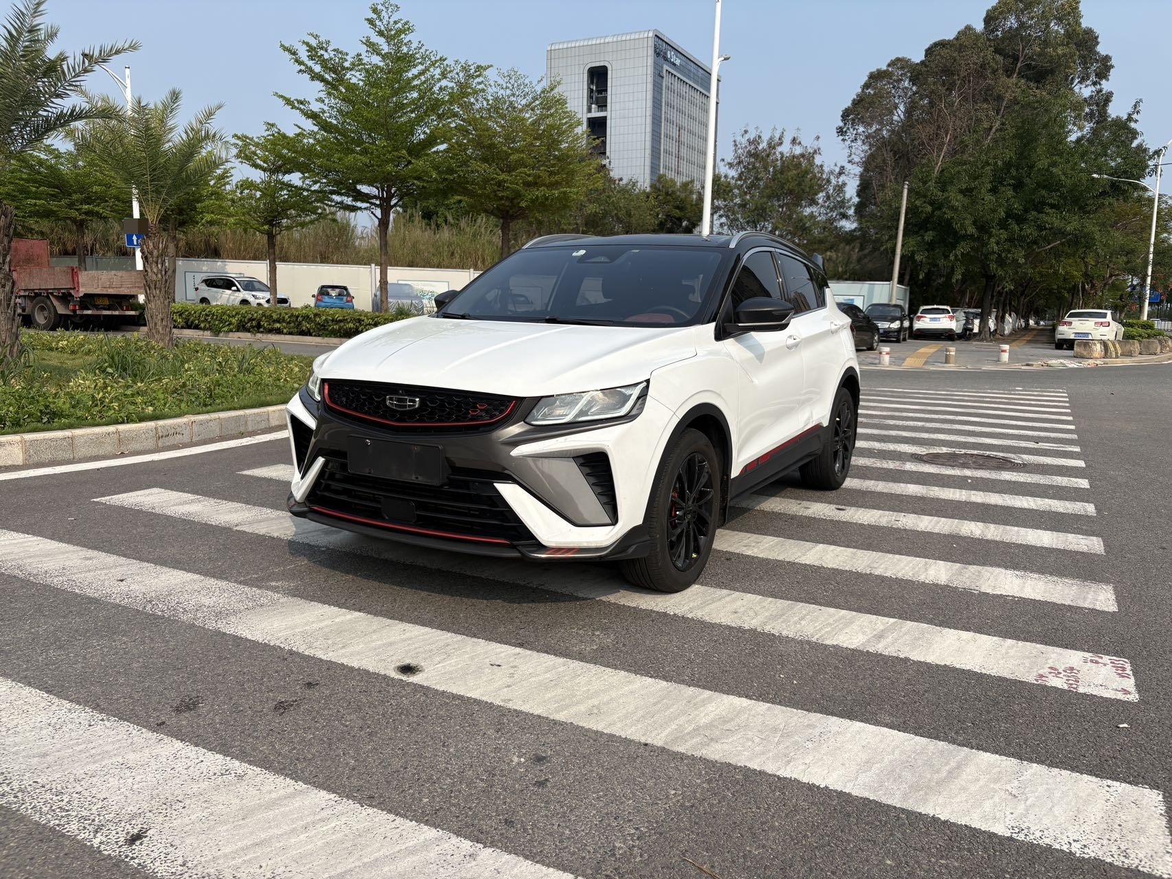 GEELY Coolray 2021 car image 