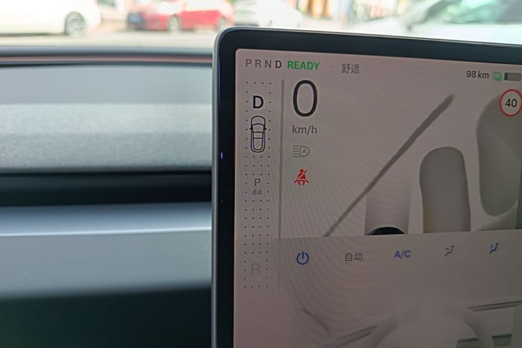 Tesla Model 3 2025 #14 Tesla Model 3 2025 car image #14